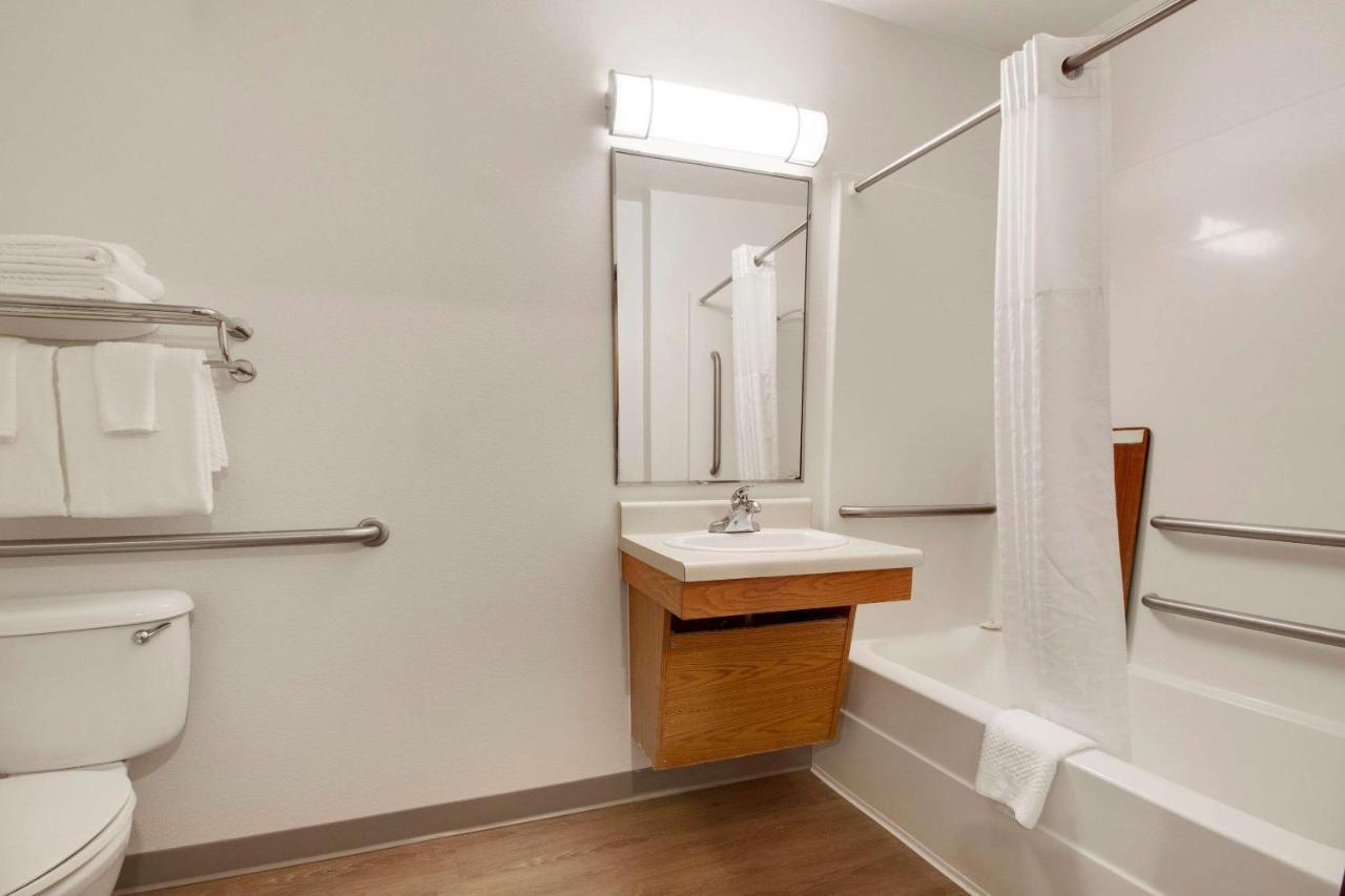 Hotel Woodspring Conroe