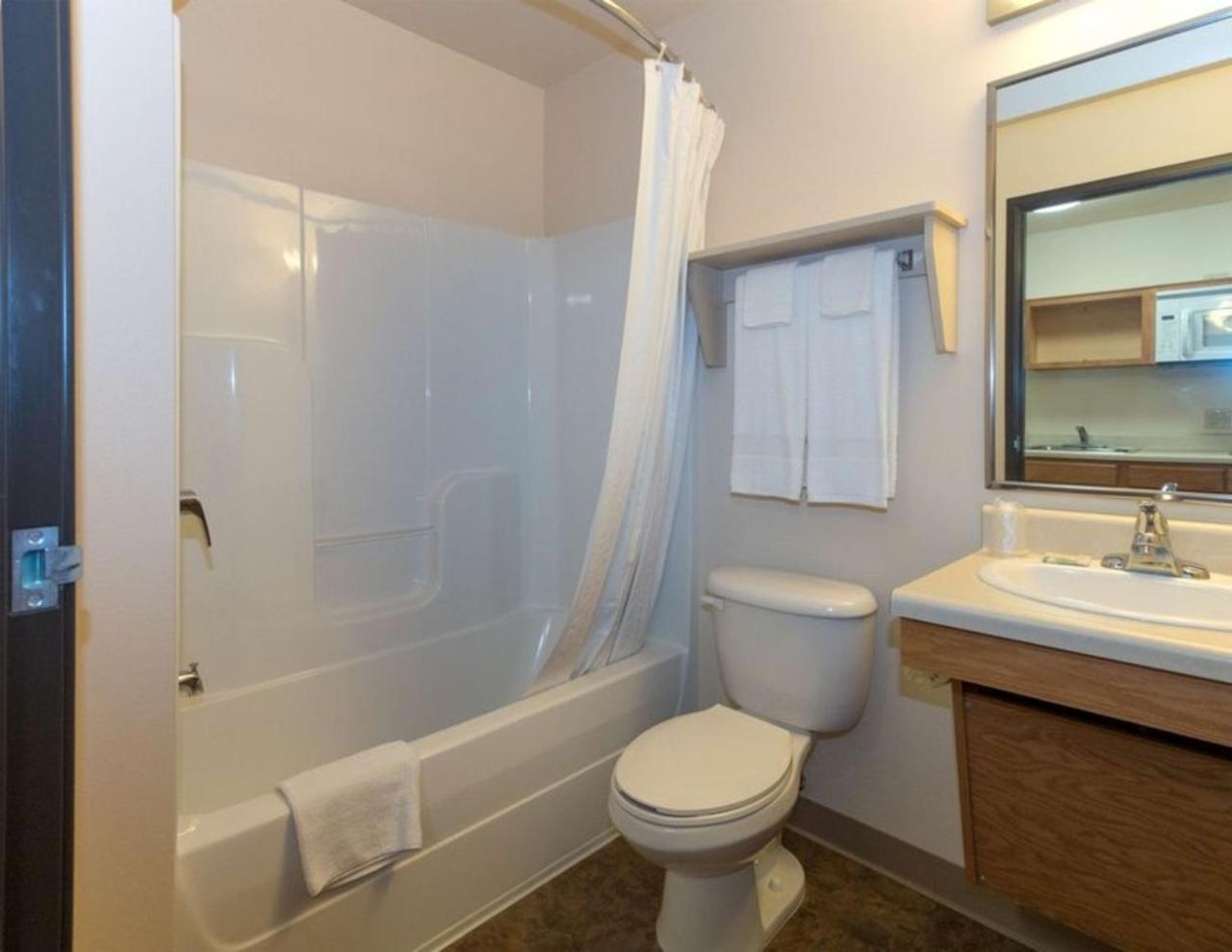 Woodspring 2* Conroe